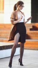  candid_pantyhose_1423_black_high_heels.jpg thumbnail