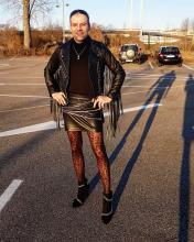  crossdressing-10_high_heels_skirt_pantyhose.jpg