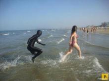  swimming-in-zentai-61.jpg thumbnail