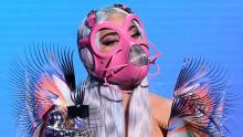  gagas-metal-pink-mask-set-the-tone-for-the-night-1598845644.jpg thumbnail
