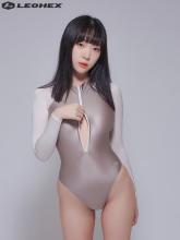  leohex_29_shiny_leotard_with_long_sleeves.jpg