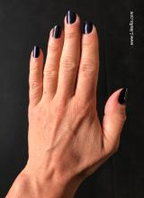  nails-essie-48-IMG_2174.jpg thumbnail