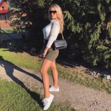  candid_pantyhose_1535_suntan.jpg thumbnail