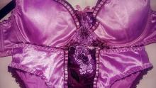  pinkBra_set.jpg