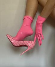  pink-157_latex_knee_highs_gloves_louboutin_high_heels.jpg