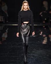  leather-mini-skirt-46_with_black_pantyhose.jpg thumbnail