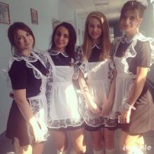  schoolgirls-03_white_knee_highs.jpg thumbnail