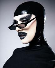  man-latex-makeup-01.jpg