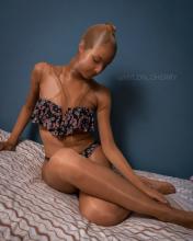  pantyhose-encasement-237.jpg thumbnail