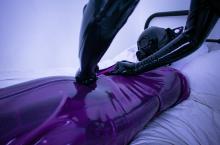  hexcorp_drone_latex_bondage-04.jpg