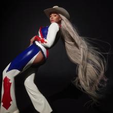  beyonce-10_latex_suit.jpg