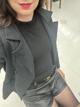  men_in_pantyhose_598_leather_shorts_with_black_pantynose.jpg