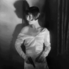  LouiseB-2.gif thumbnail