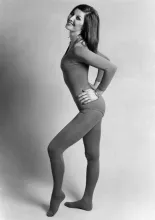  lyn-marshall-yoga-expert-who-appear-albert-hall-21373783.jpg.webp thumbnail