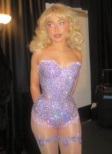  sabrina_carpenter-13_shiny_pantyhose_bodysuit.jpg