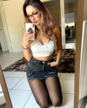  candid_pantyhose_1605_black_pantyhose.jpg