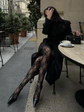  lacy_pantyhose-05.jpg
