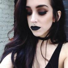  beauty-19_dark_grunge_make-up.jpg